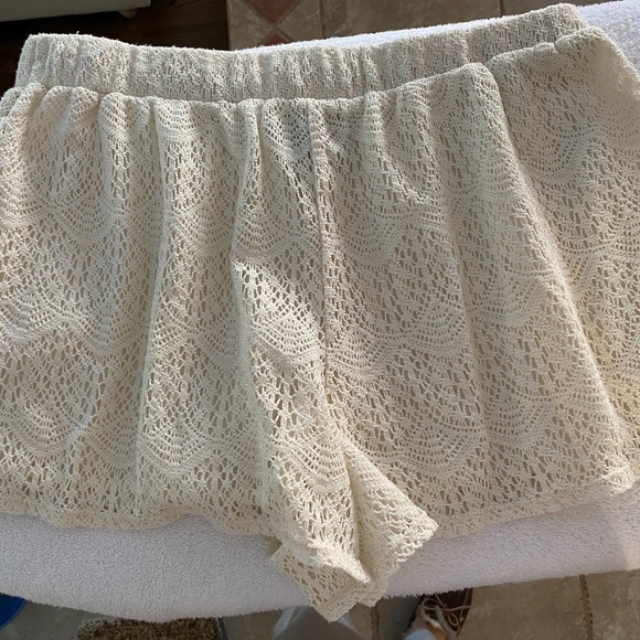 Shorts - Picture 5 of 5